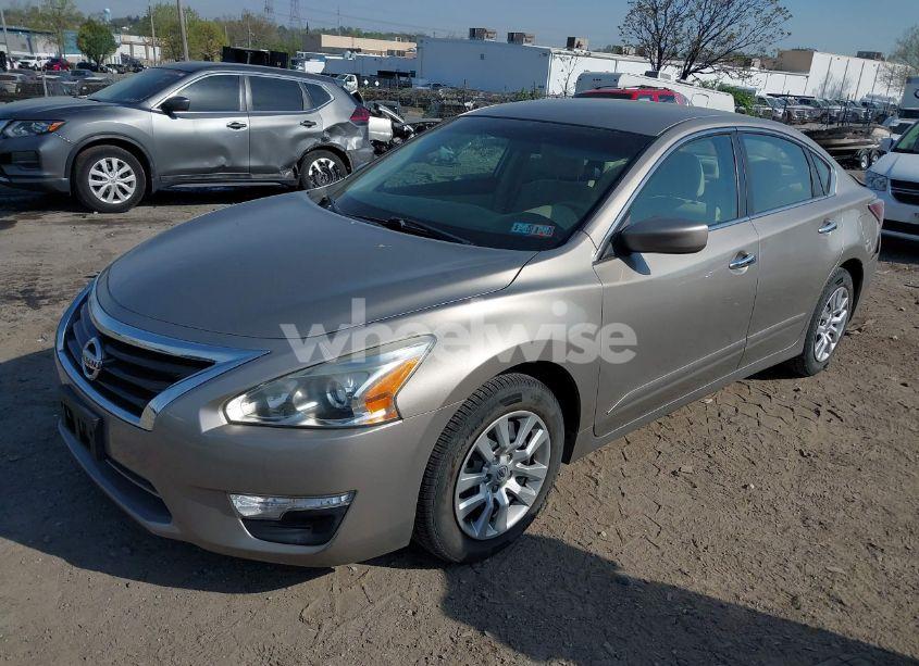 Photo 2 of 2014 Nissan Altima 2.5 S (VIN 1N4AL3AP3EC281442)