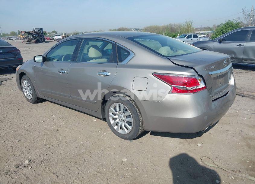 Photo 3 of 2014 Nissan Altima 2.5 S (VIN 1N4AL3AP3EC281442)