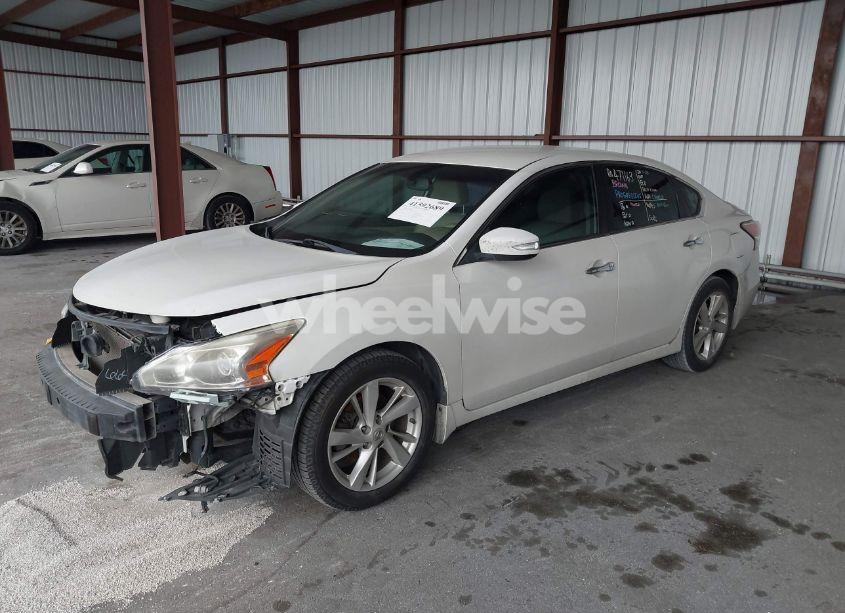 Photo 2 of 2014 Nissan Altima 2.5 SL (VIN 1N4AL3AP3EC289847)