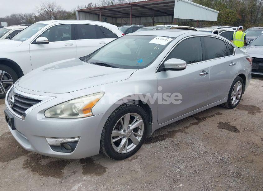 Photo 2 of 2014 Nissan Altima 2.5 SL (VIN 1N4AL3AP3EC318439)