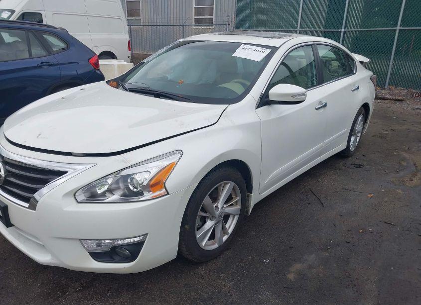 2014 Nissan Altima 2.5 SV (VIN 1N4AL3AP3EC411395) main photo