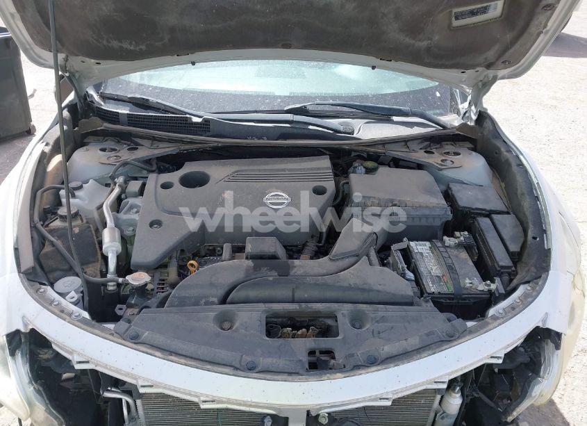 Photo 10 of 2014 Nissan Altima 2.5/2.5 S/2.5 SL/2.5 SV (VIN 1N4AL3AP3EC413633)
