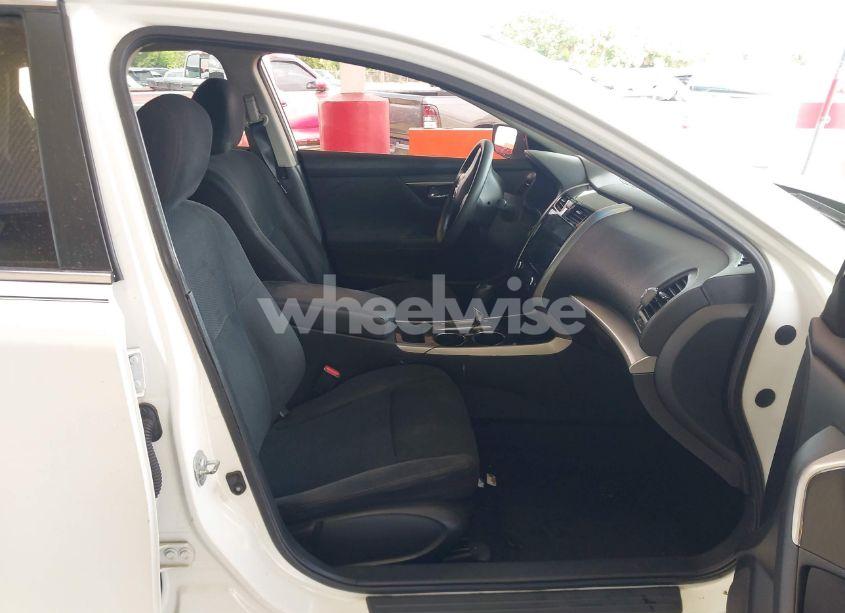 Photo 5 of 2014 Nissan Altima 2.5/2.5 S/2.5 SL/2.5 SV (VIN 1N4AL3AP3EC418914)