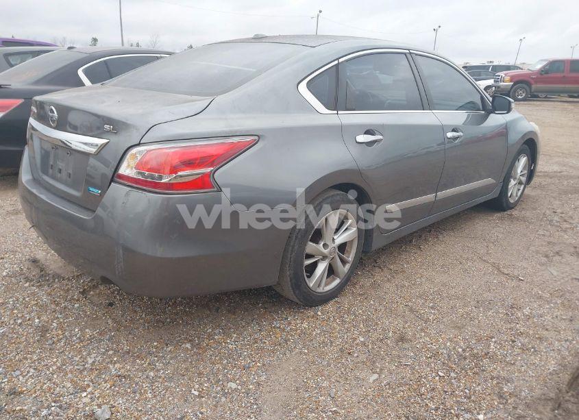 Photo 4 of 2014 Nissan Altima 2.5 SL (VIN 1N4AL3AP3EC429850)