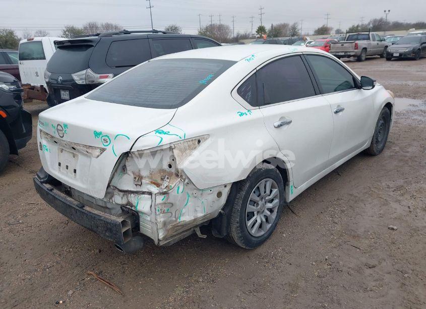 Photo 4 of 2014 Nissan Altima 2.5 S (VIN 1N4AL3AP3EN206938)