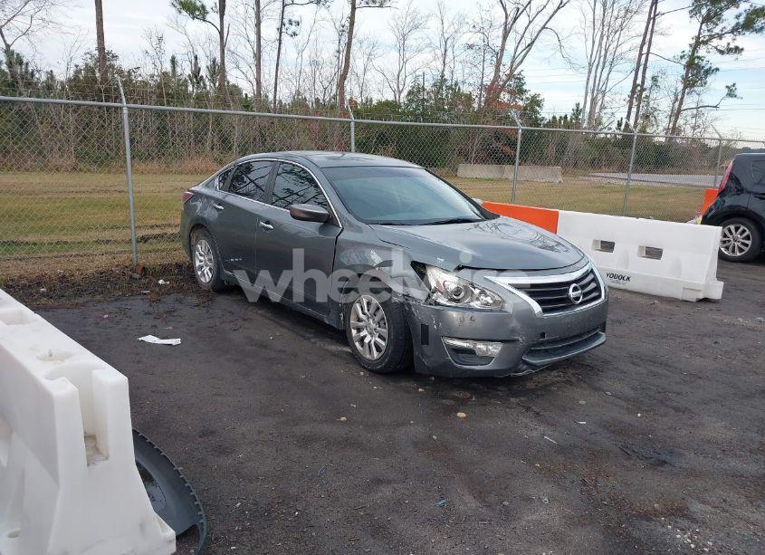 2014 Nissan Altima 2.5 S (VIN 1N4AL3AP3EN210584) main photo