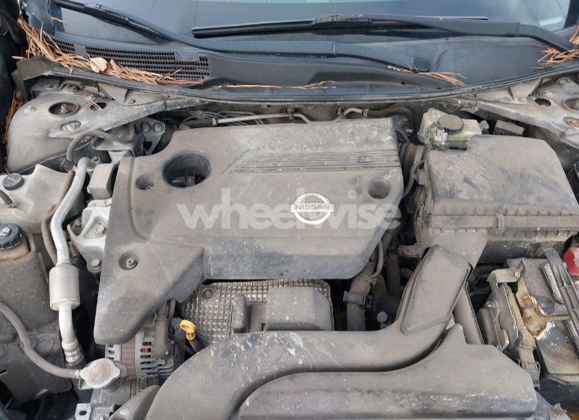 Photo 10 of 2014 Nissan Altima 2.5 S (VIN 1N4AL3AP3EN210584)