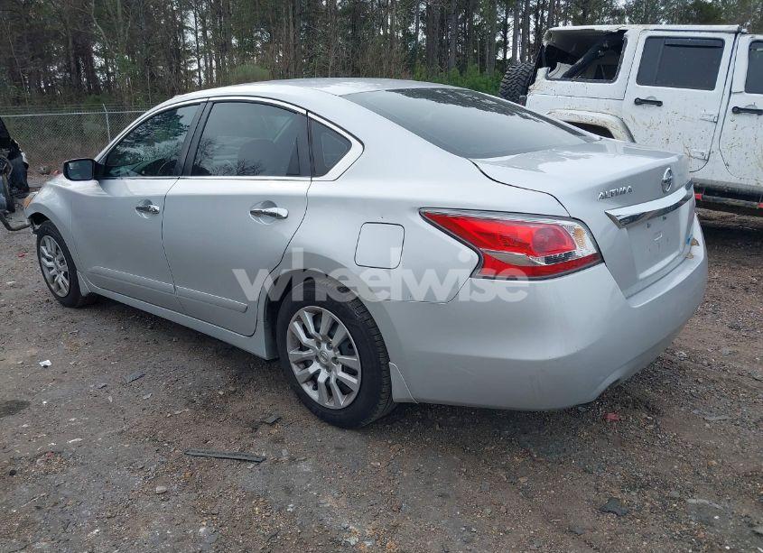 Photo 3 of 2014 Nissan Altima 2.5 S (VIN 1N4AL3AP3EN213050)