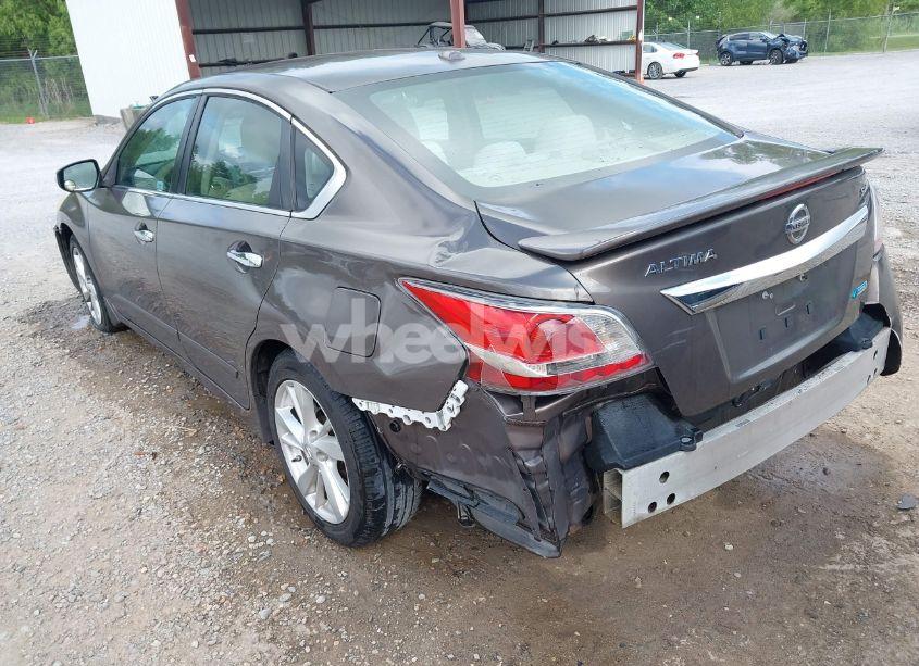 Photo 3 of 2014 Nissan Altima 2.5 SV (VIN 1N4AL3AP3EN214571)