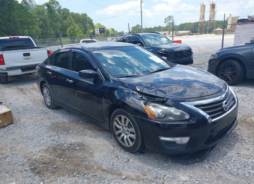 2014 Nissan Altima 2.5 S (VIN 1N4AL3AP3EN223044) main photo