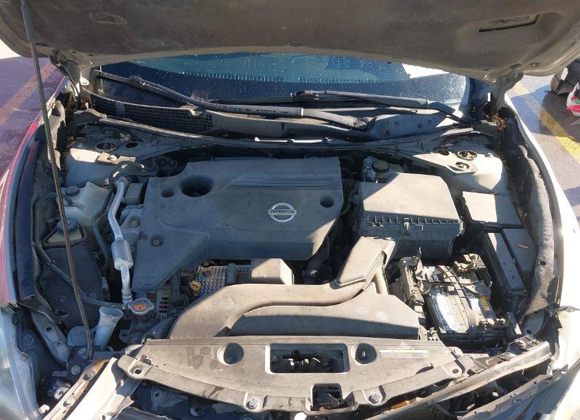 Photo 10 of 2014 Nissan Altima 2.5 SV (VIN 1N4AL3AP3EN235758)