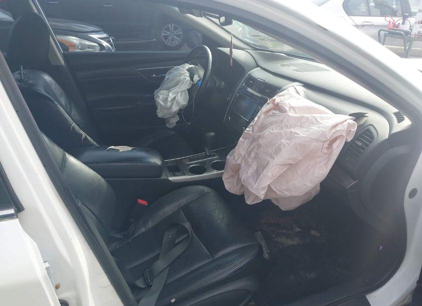 Photo 5 of 2014 Nissan Altima 2.5 SL (VIN 1N4AL3AP3EN258702)