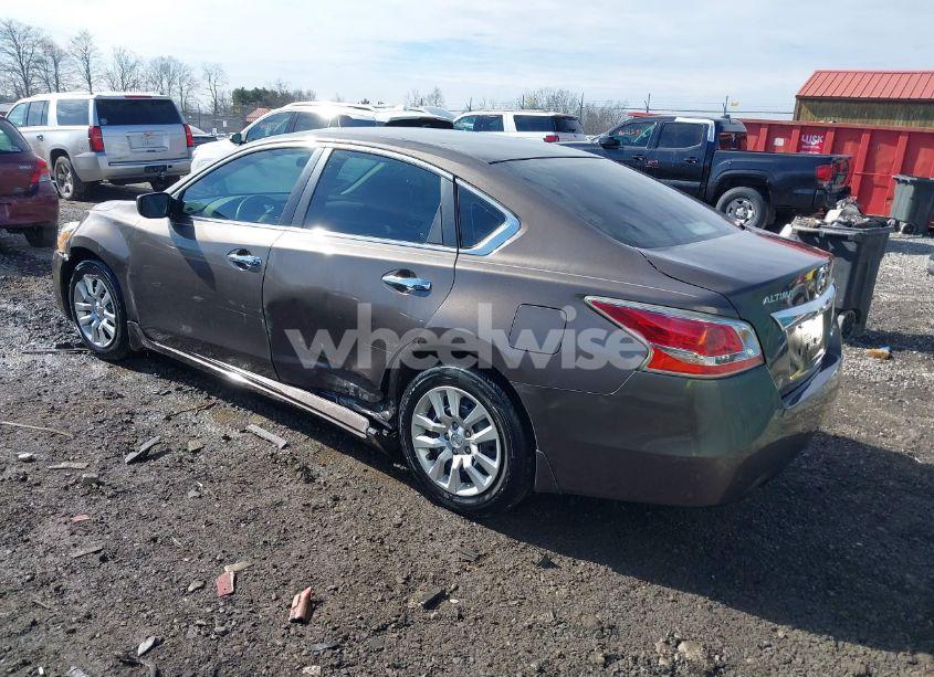 Photo 3 of 2014 Nissan Altima 2.5 S (VIN 1N4AL3AP3EN261826)