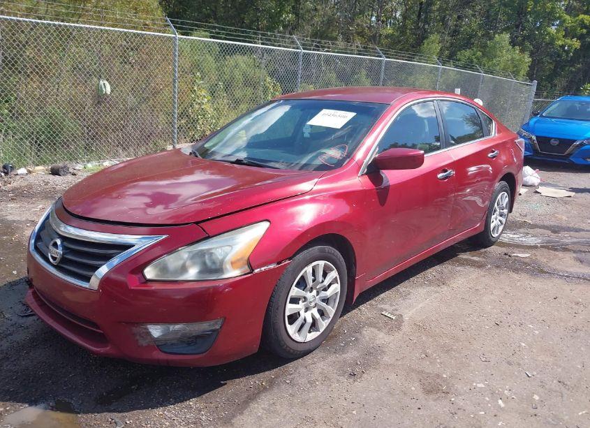 Photo 2 of 2014 Nissan Altima 2.5 S (VIN 1N4AL3AP3EN262250)