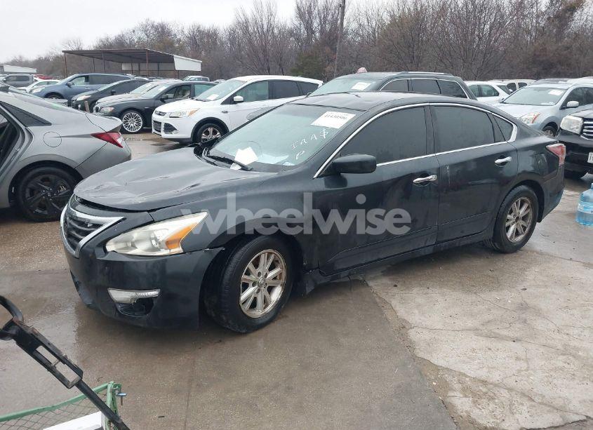 Photo 2 of 2014 Nissan Altima 2.5 S (VIN 1N4AL3AP3EN347556)