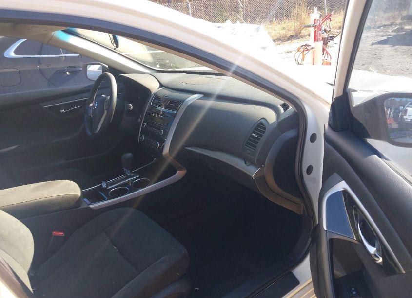 Photo 5 of 2014 Nissan Altima 2.5/2.5 S/2.5 SL/2.5 SV (VIN 1N4AL3AP3EN381884)