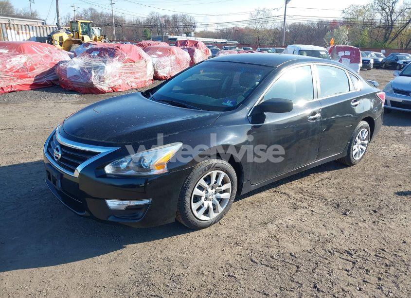 Photo 2 of 2014 Nissan Altima 2.5 S (VIN 1N4AL3AP3EN388270)