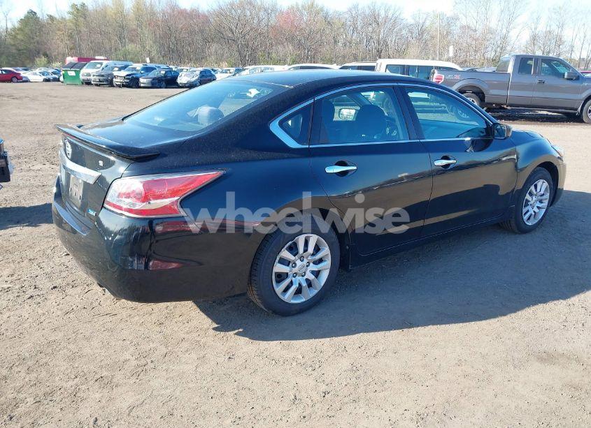 Photo 4 of 2014 Nissan Altima 2.5 S (VIN 1N4AL3AP3EN388270)