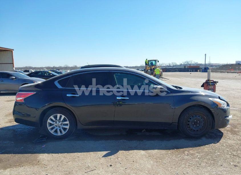 Photo 13 of 2014 Nissan Altima 2.5 S (VIN 1N4AL3AP3EN390472)