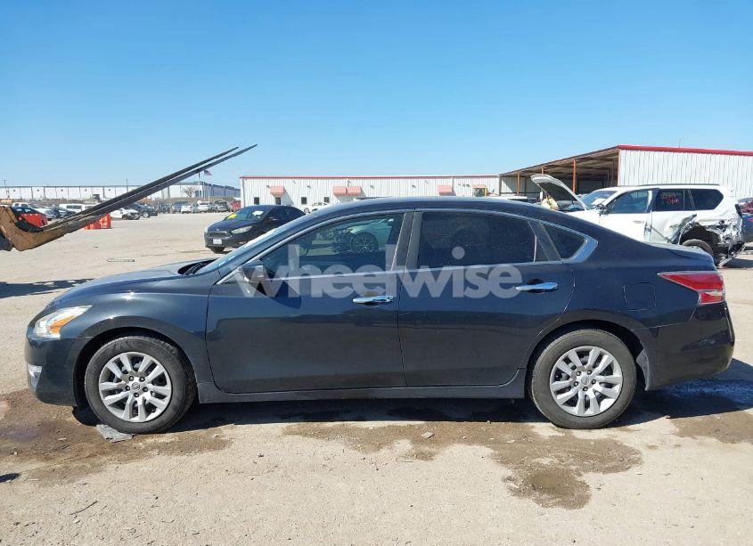 Photo 14 of 2014 Nissan Altima 2.5 S (VIN 1N4AL3AP3EN390472)