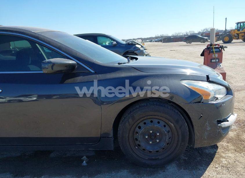 Photo 6 of 2014 Nissan Altima 2.5 S (VIN 1N4AL3AP3EN390472)