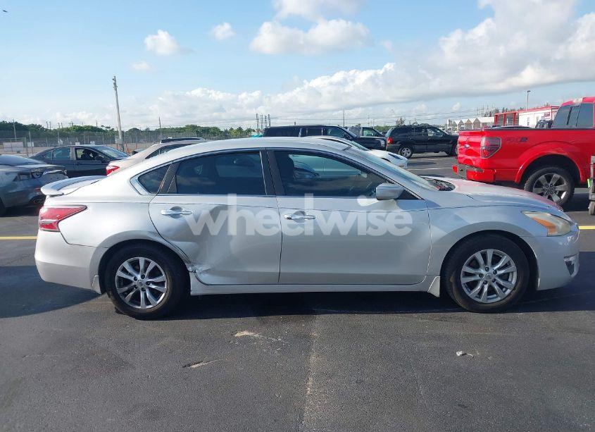 Photo 13 of 2015 Nissan Altima 2.5 S (VIN 1N4AL3AP3FC101863)