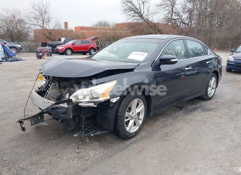 Photo 2 of 2015 Nissan Altima 2.5 SV (VIN 1N4AL3AP3FC115889)