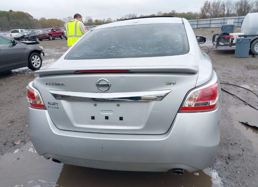 Photo 16 of 2015 Nissan Altima 2.5 SV (VIN 1N4AL3AP3FC132319)