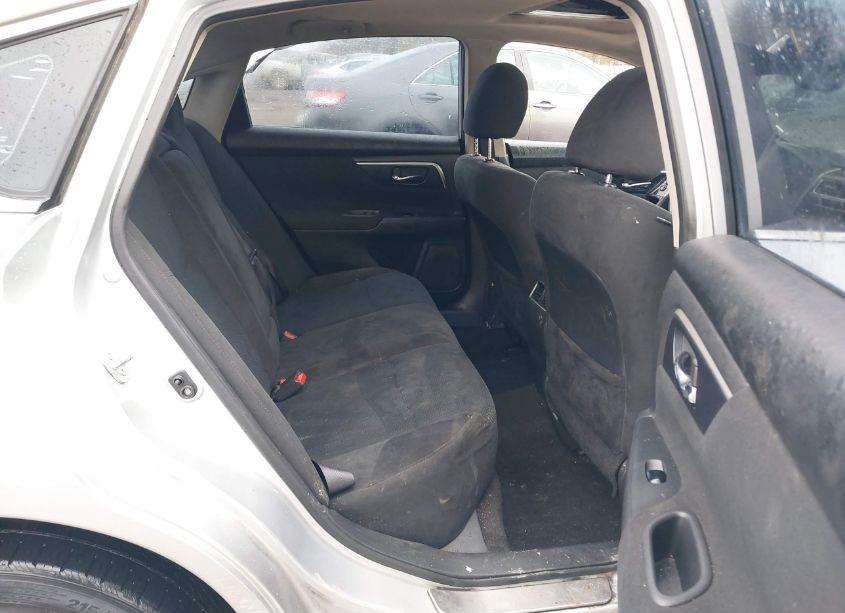 Photo 8 of 2015 Nissan Altima 2.5 SV (VIN 1N4AL3AP3FC132319)