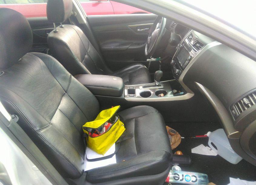 Photo 5 of 2015 Nissan Altima 2.5 SL (VIN 1N4AL3AP3FC135401)