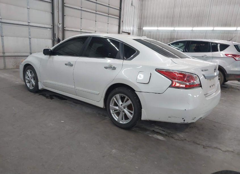 Photo 3 of 2015 Nissan Altima 2.5 SV (VIN 1N4AL3AP3FC137777)