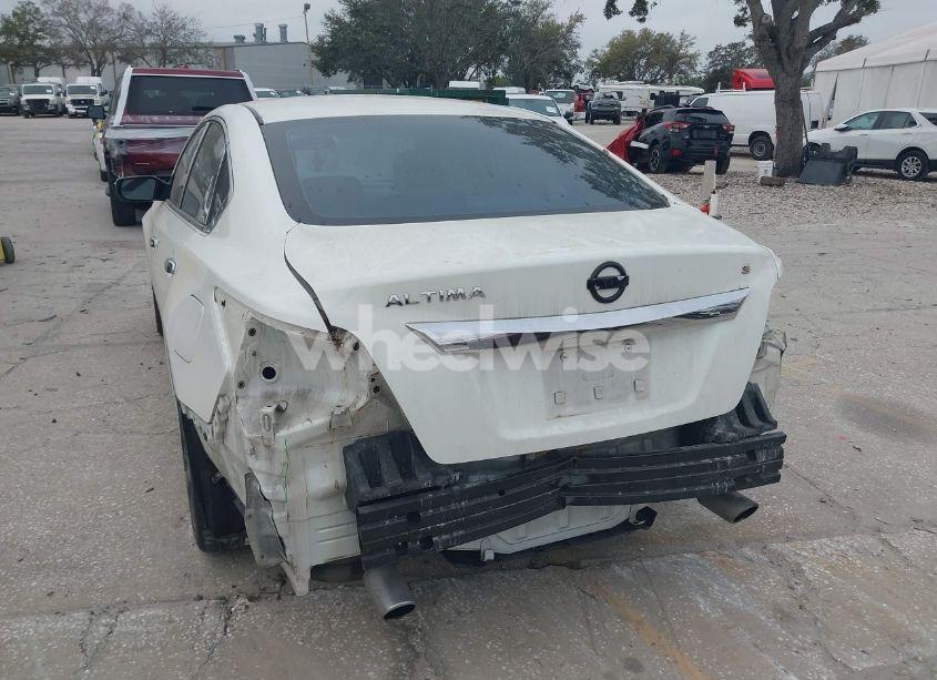 Photo 6 of 2015 Nissan Altima 2.5 S (VIN 1N4AL3AP3FC141957)