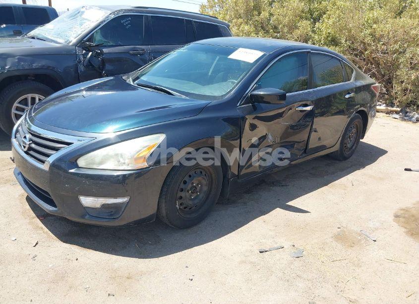 Photo 2 of 2015 Nissan Altima 2.5 S (VIN 1N4AL3AP3FC144552)