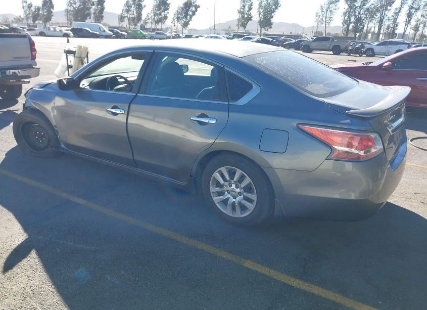 Photo 3 of 2015 Nissan Altima 2.5 S (VIN 1N4AL3AP3FC145202)