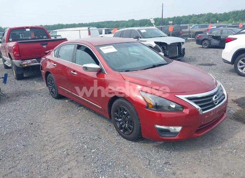 2015 Nissan Altima 2.5 S (VIN 1N4AL3AP3FC154093) main photo