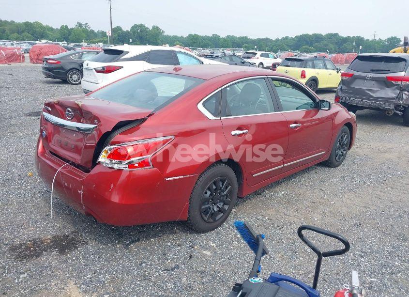 Photo 4 of 2015 Nissan Altima 2.5 S (VIN 1N4AL3AP3FC154093)