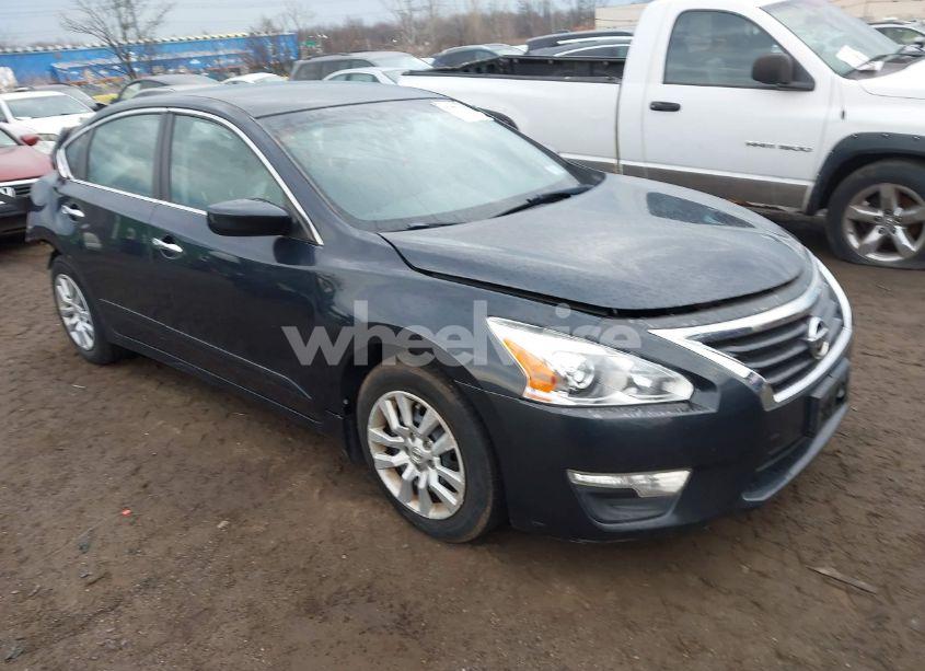 2015 Nissan Altima 2.5 S (VIN 1N4AL3AP3FC201378) main photo