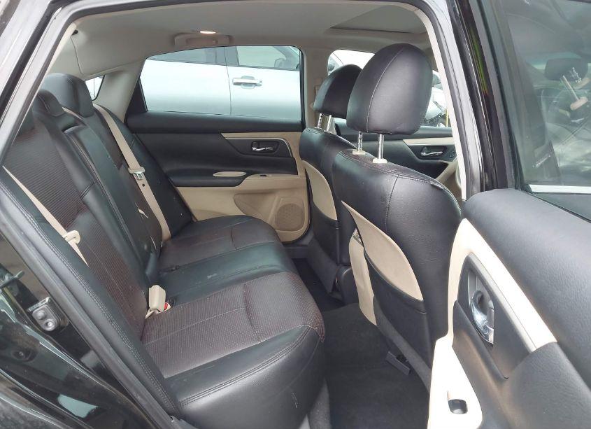 Photo 8 of 2015 Nissan Altima 2.5 SV (VIN 1N4AL3AP3FC212509)