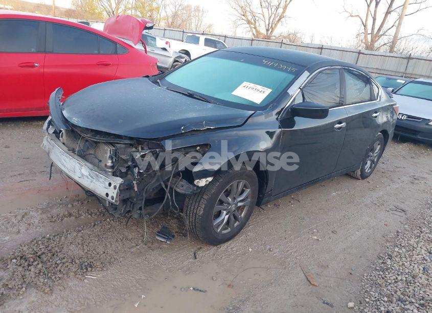 Photo 2 of 2015 Nissan Altima 2.5 S (VIN 1N4AL3AP3FC223266)