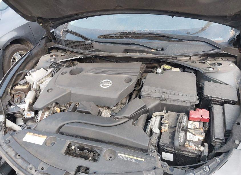 Photo 10 of 2015 Nissan Altima 2.5/S/SV/SL (VIN 1N4AL3AP3FC225180)