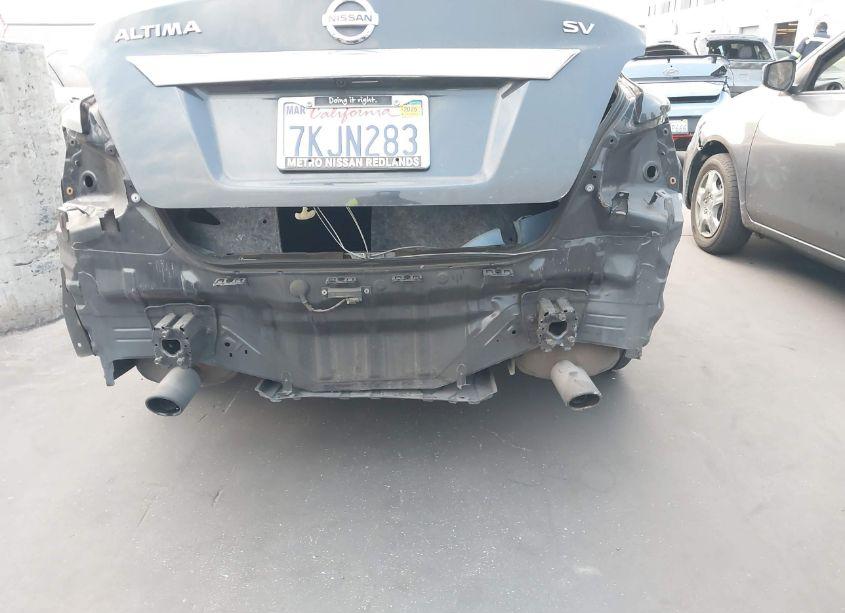 Photo 6 of 2015 Nissan Altima 2.5/S/SV/SL (VIN 1N4AL3AP3FC225180)