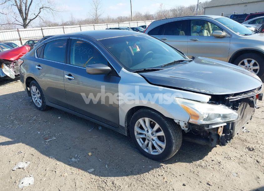 2015 Nissan Altima 2.5/2.5 S/2.5 SL/2.5 SV (VIN 1N4AL3AP3FC237457) main photo