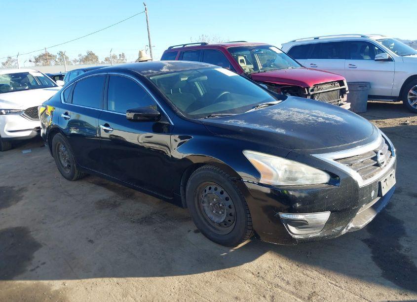 2015 Nissan Altima 2.5/2.5 S/2.5 SL/2.5 SV (VIN 1N4AL3AP3FC237930) main photo