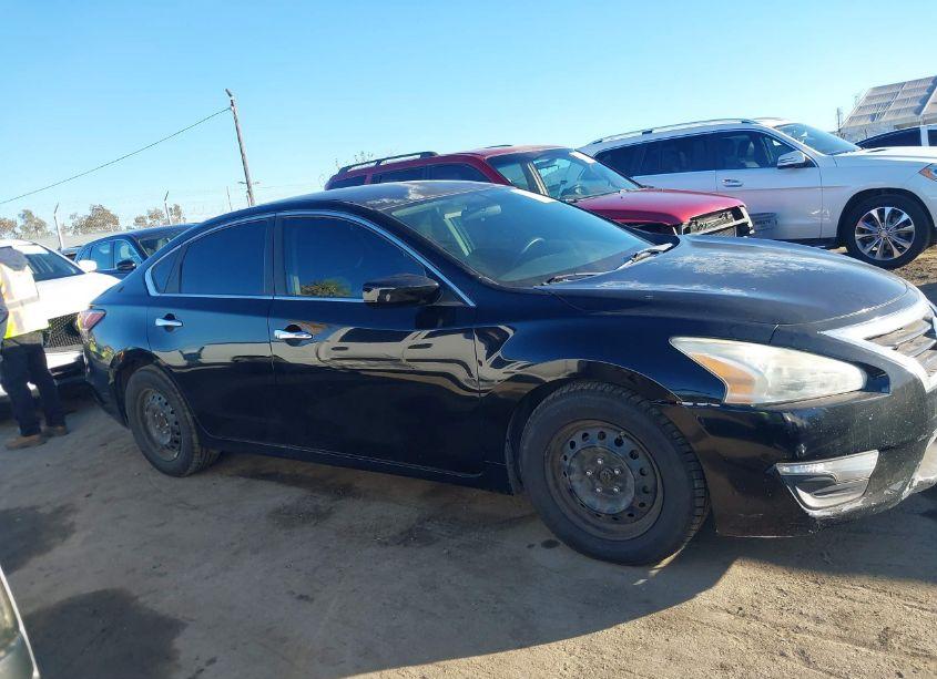 Photo 13 of 2015 Nissan Altima 2.5/2.5 S/2.5 SL/2.5 SV (VIN 1N4AL3AP3FC237930)