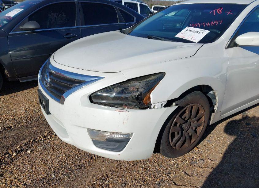 Photo 12 of 2015 Nissan Altima 2.5/2.5 S/2.5 SL/2.5 SV (VIN 1N4AL3AP3FC243937)