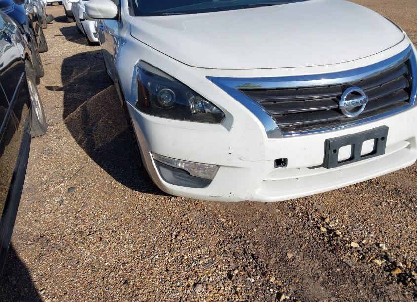 Photo 13 of 2015 Nissan Altima 2.5/2.5 S/2.5 SL/2.5 SV (VIN 1N4AL3AP3FC243937)