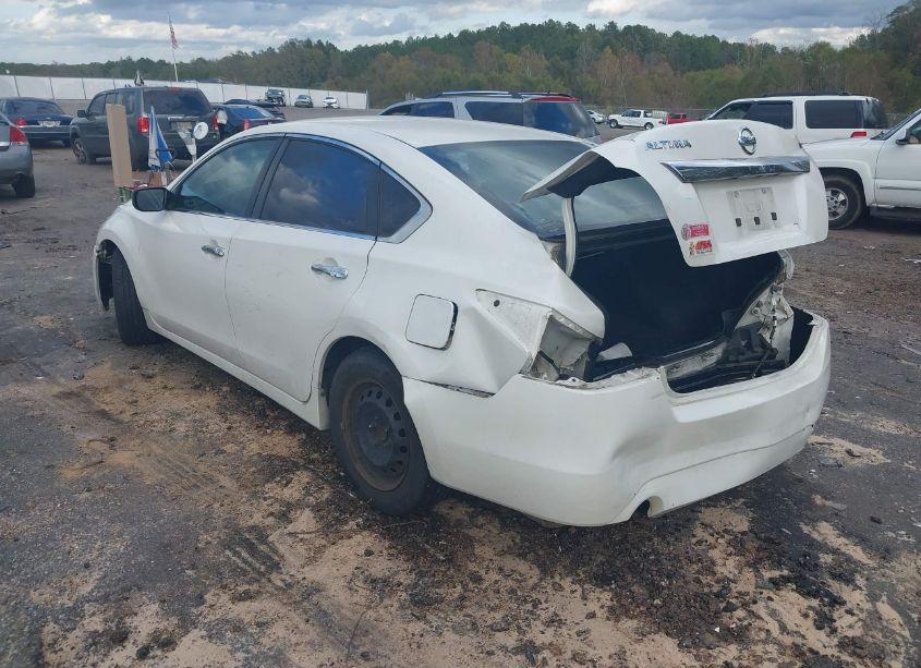 Photo 3 of 2015 Nissan Altima 2.5/2.5 S/2.5 SL/2.5 SV (VIN 1N4AL3AP3FC243937)