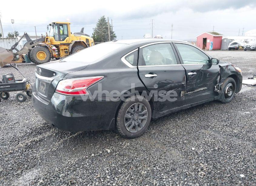 Photo 4 of 2015 Nissan Altima 2.5 S (VIN 1N4AL3AP3FC245476)