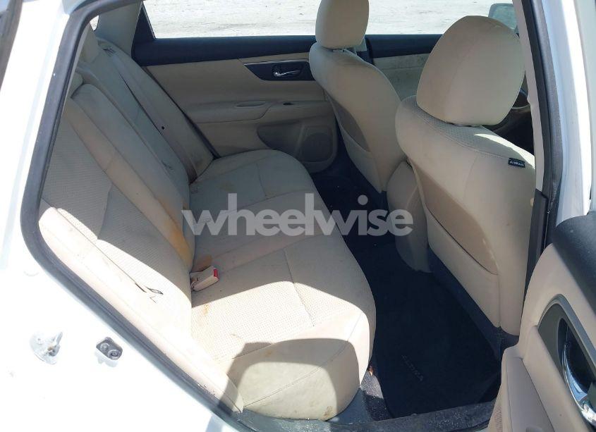 Photo 8 of 2015 Nissan Altima 2.5 SV (VIN 1N4AL3AP3FC251603)