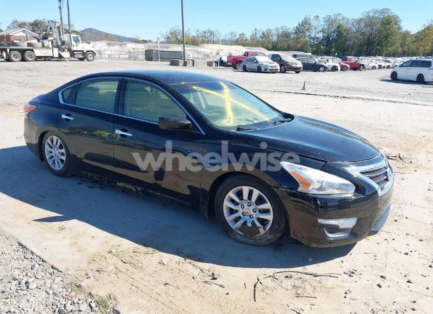 2015 Nissan Altima 2.5 S (VIN 1N4AL3AP3FC264898) main photo